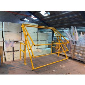 Up & Over Pallet Gate - Model LC/HP2400